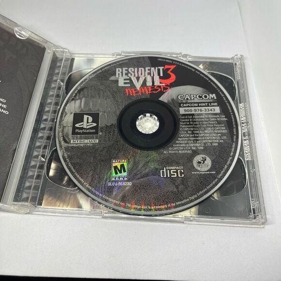 Resident Evil Lot Resident Evil 1 and RE3 Nemesis with Dino Crisis Demo PlayStat - Picture 3 of 7